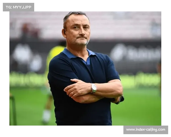 雷恩主帅贝耶下课，临时主帅坦布雷带队迎战巴黎圣日耳曼